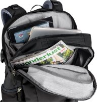 Deuter Gigant black