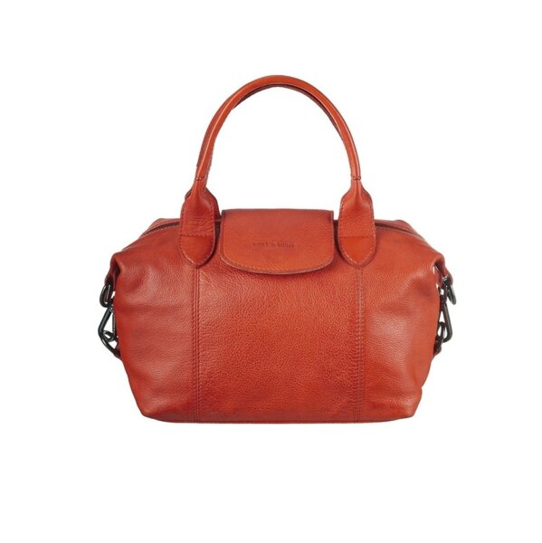 Bull Hunt Charlotta-Coral